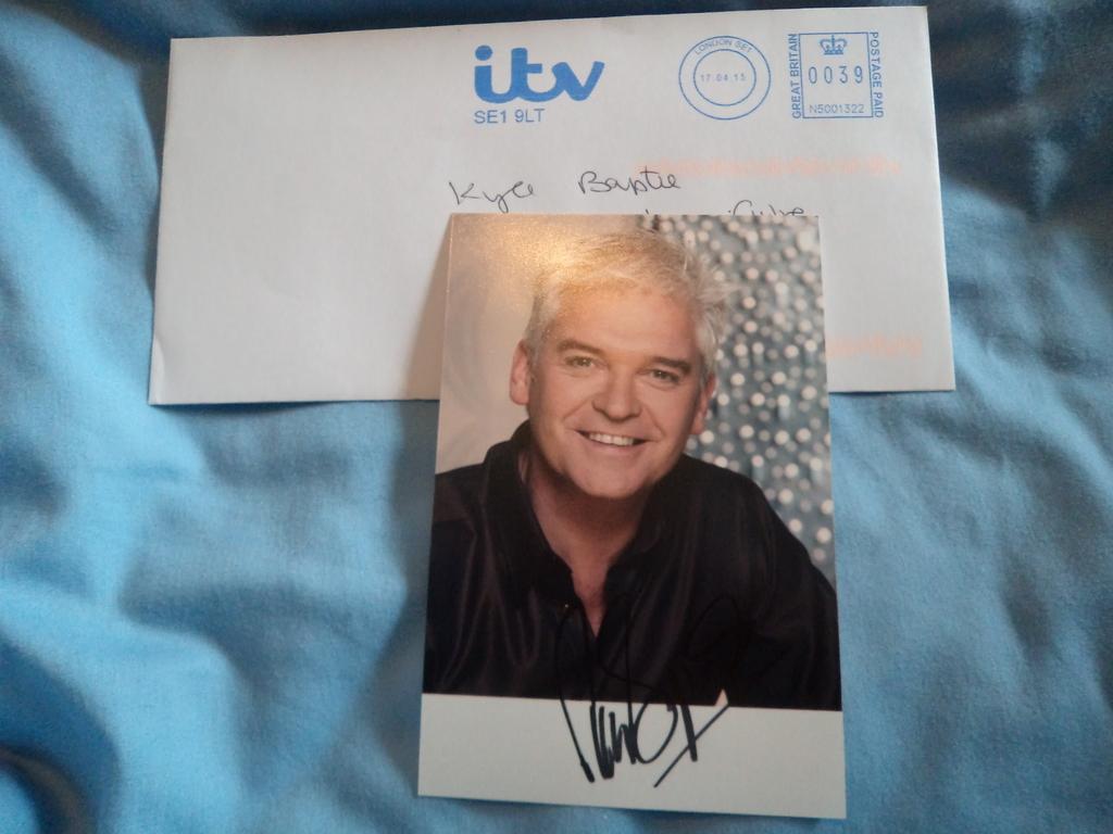 Phillip Schofield_zpskokdnxxc.jpg